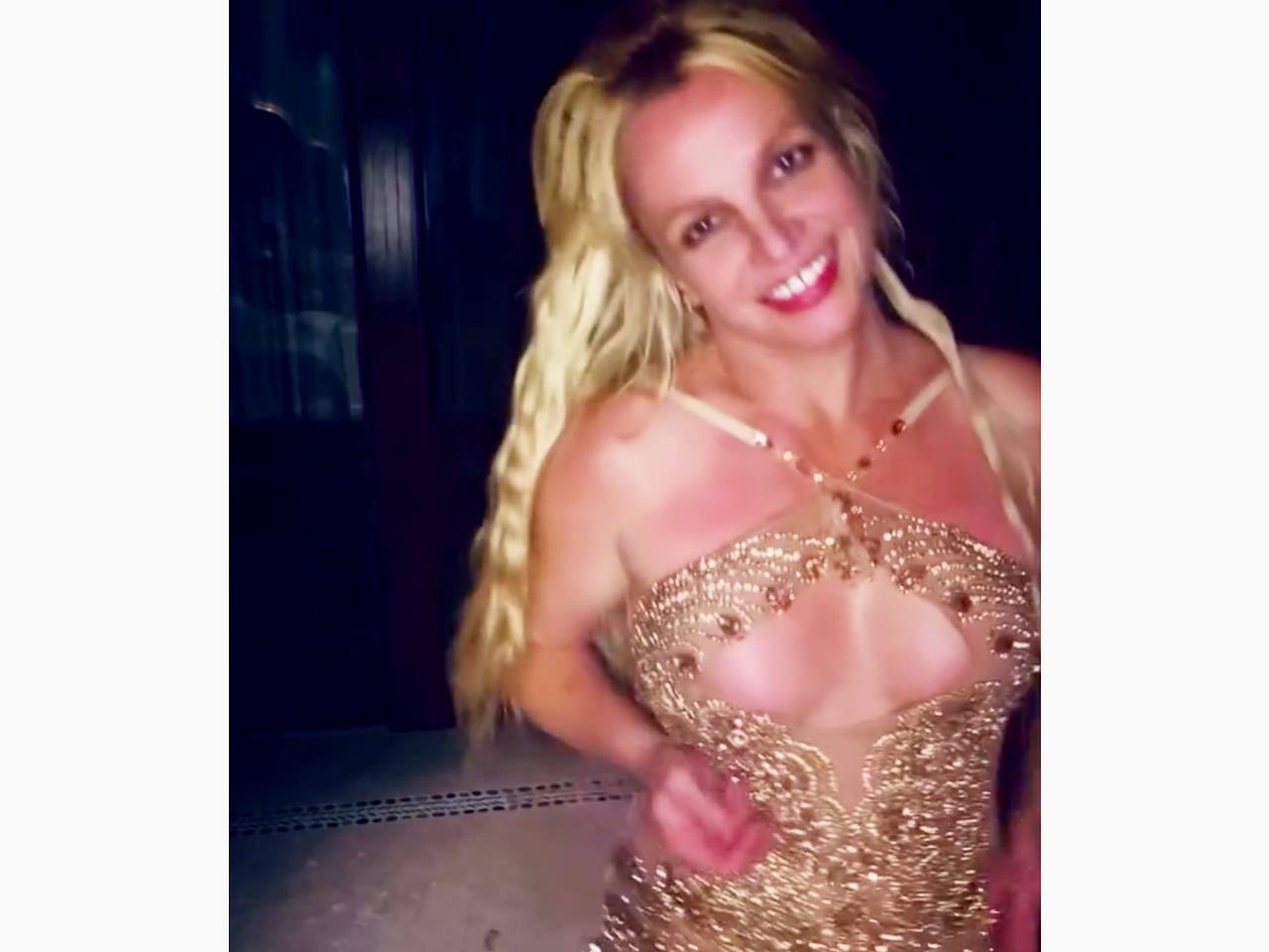 Үлкен мүшесі бар өлтіруші порно Колготки мен киімдегі сперматозоидтар туралы бейне