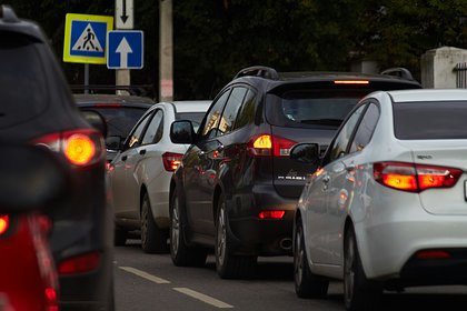 На Крымском мосту увеличилась пробка