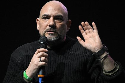Военкор описал положение России с помощью загадки про два стула и предложил выход