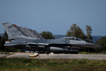 Стало известно о новой угрозе для С-400 из-за модернизации польских F-16