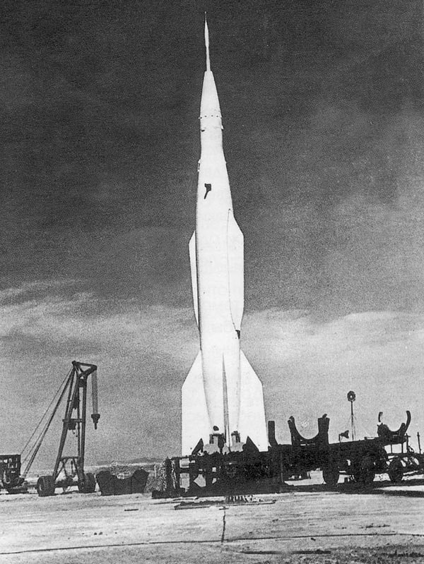 Ракета Р-1 на стартовом столе
