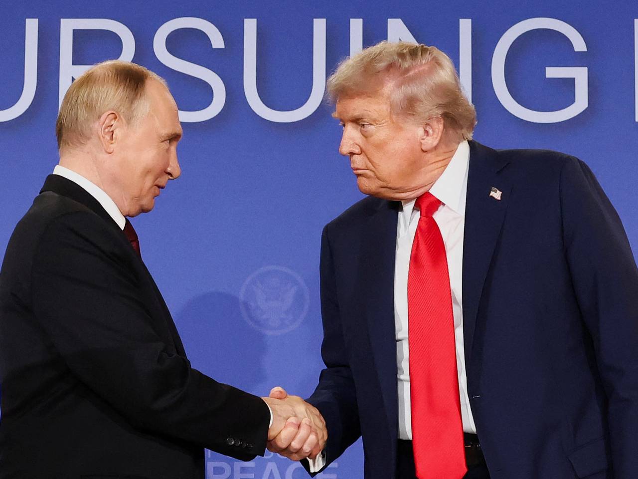 Трамп после переговоров с Путиным заявил об отсутствии сделки по Украине0