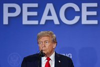 «Россия — очень большая держава. А Украина — нет» Трамп высказался о перспективах мира и дал совет Зеленскому