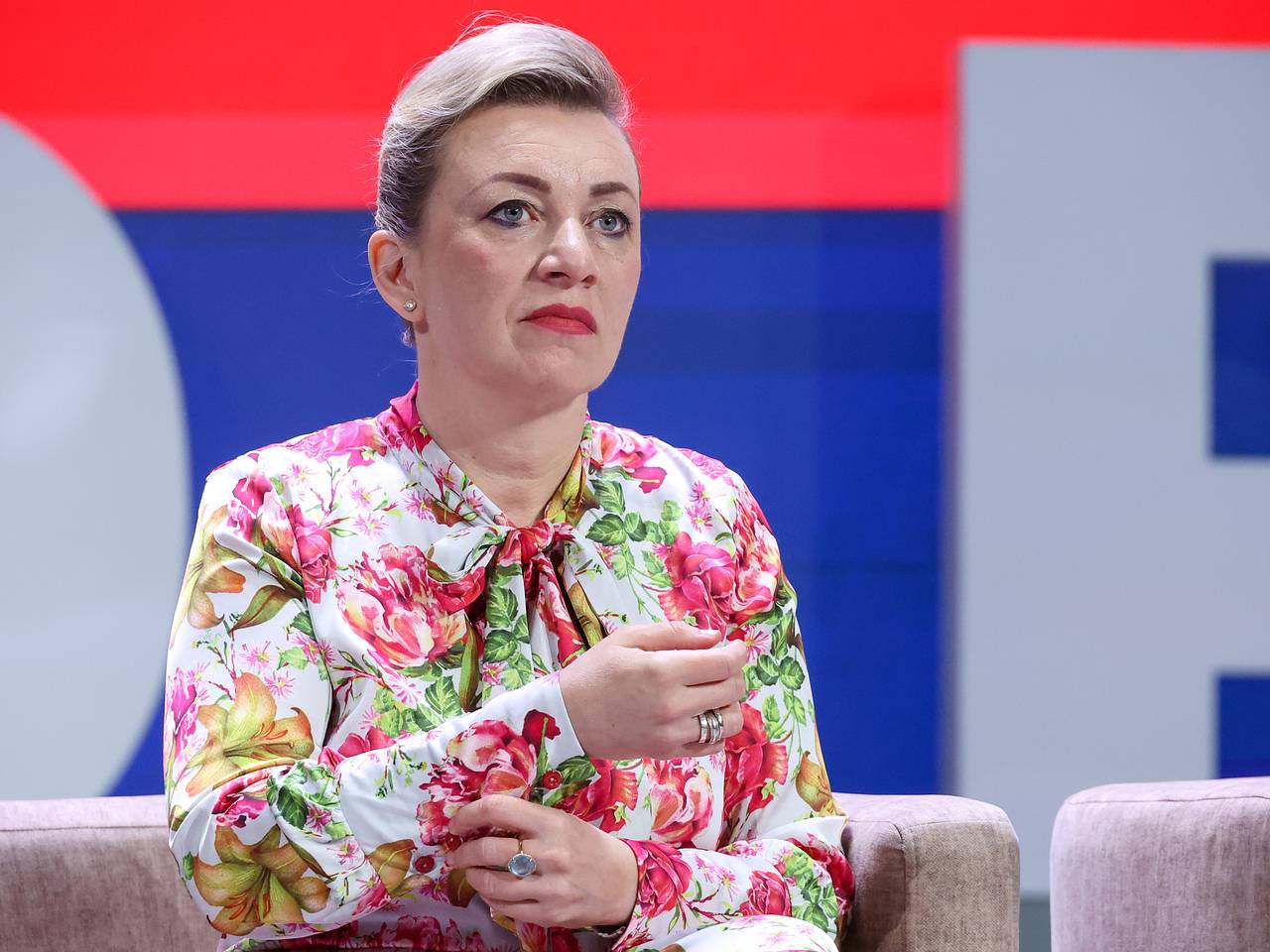Захарова призвала участников встречи «коалиции желающих» не забыть салфетки и ложечки0