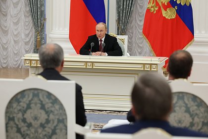 Путин провел совещание по переговорам с Трампом