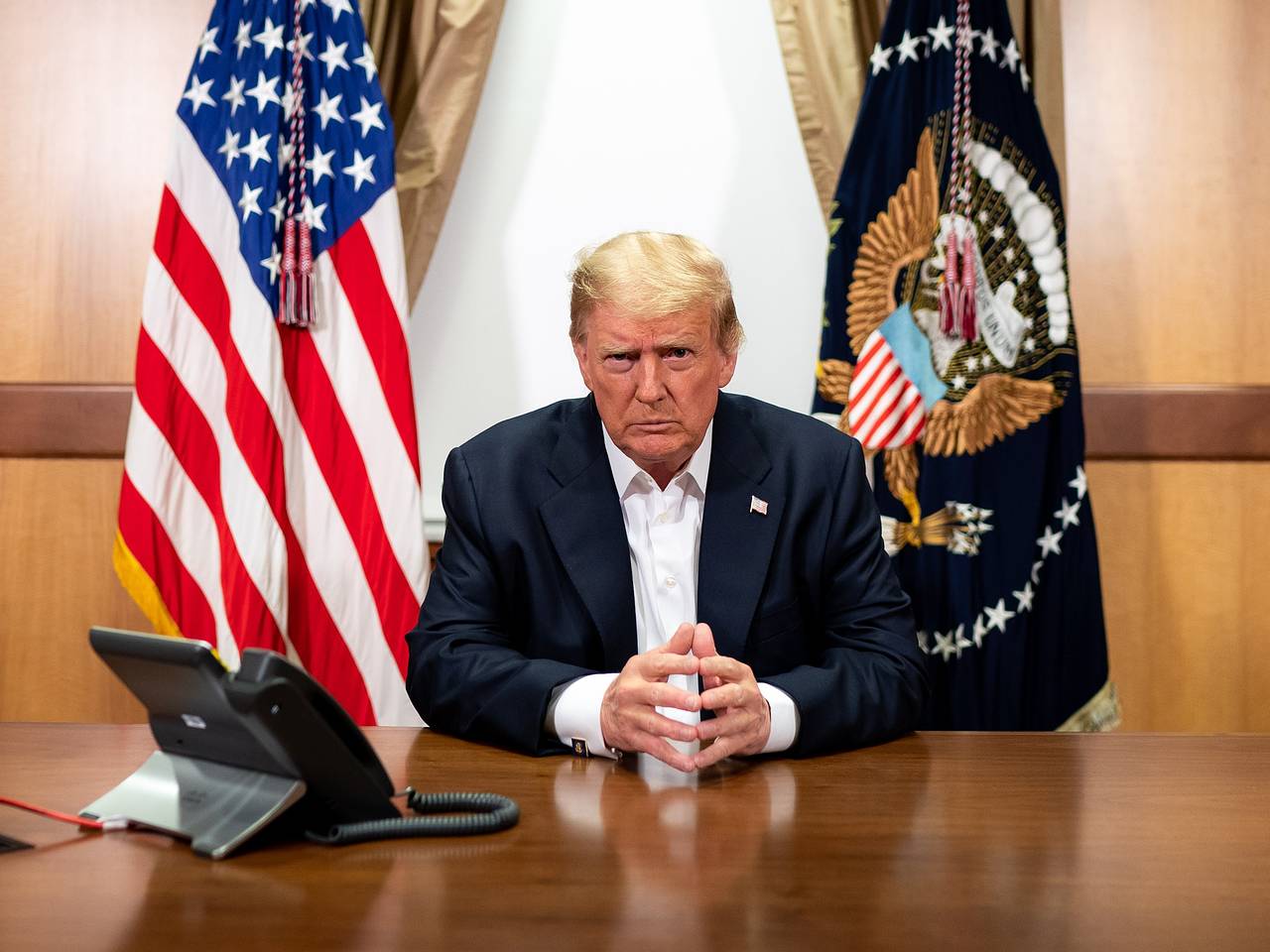 Стало известно о напряженном разговоре Трампа и Зеленского0