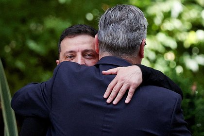 Бывший подполковник СБУ объяснил выгоду Зеленского для Запада