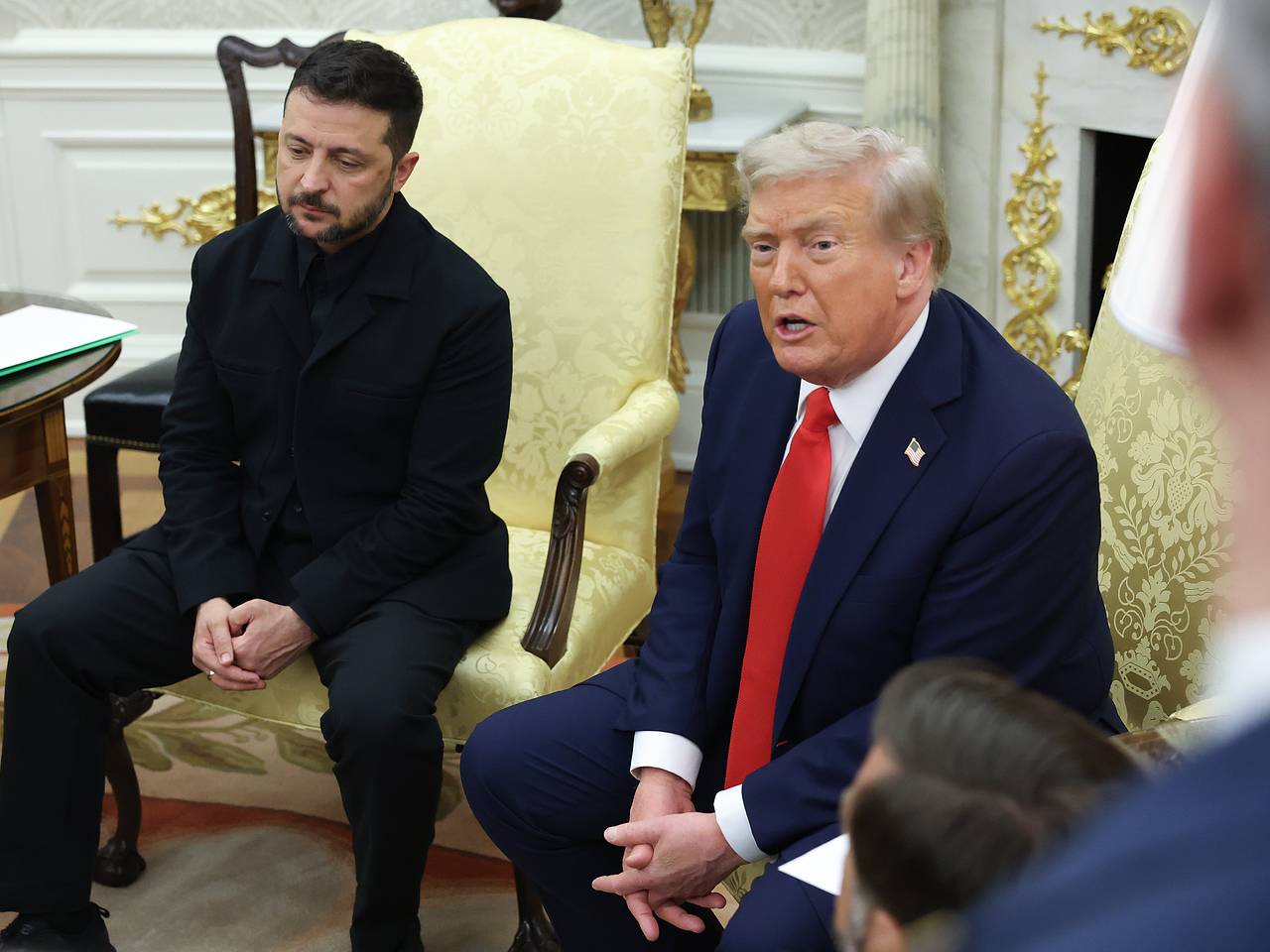 На Украине сообщили о переговорах Трампа и Зеленского за закрытыми дверями0