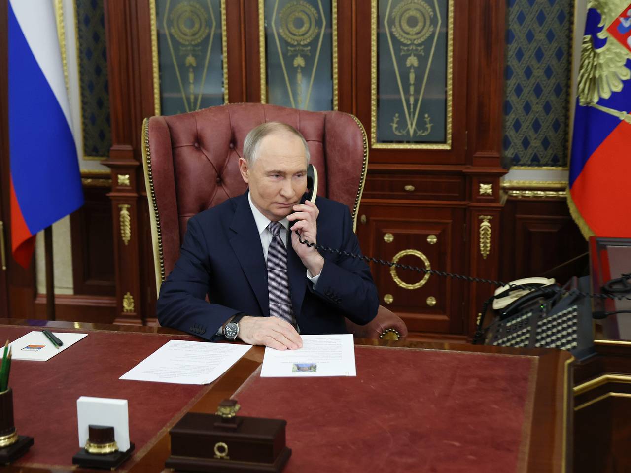 Трамп обратился с предложением к Путину0