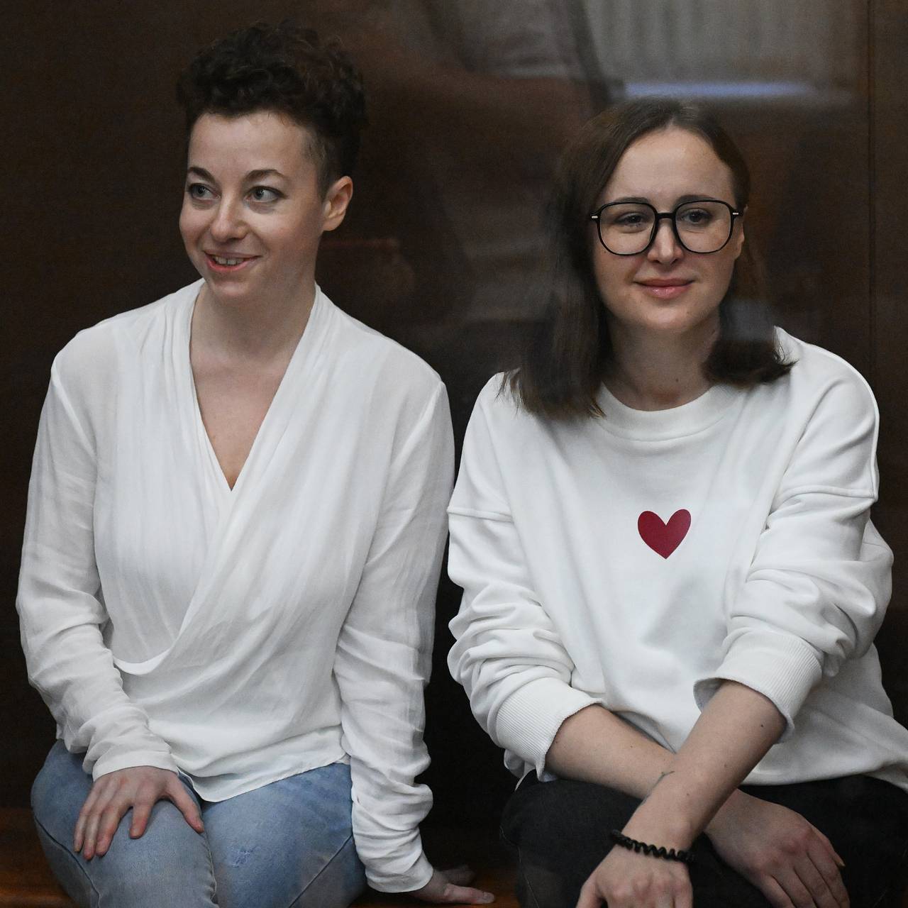 Yosh yalangoch ruslarning porno fotosuratlari Dushdagi porno yigit