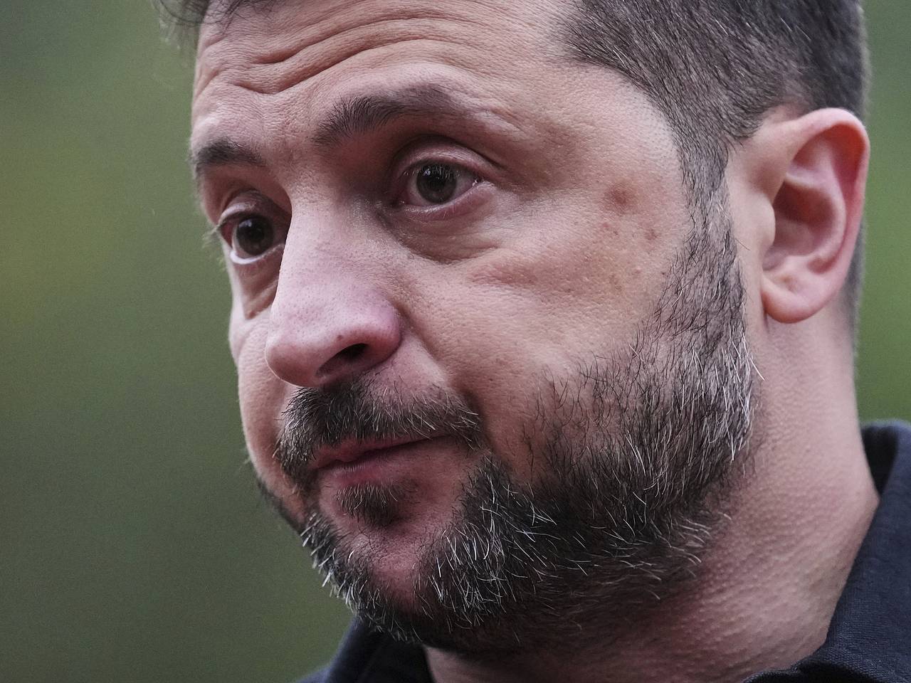 Лавров указал на противоречие в доверии Запада к Зеленскому0