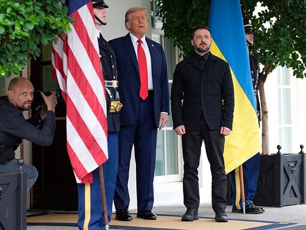 На Западе рассказали о провале плана Киева насчет покупки оружия у США0