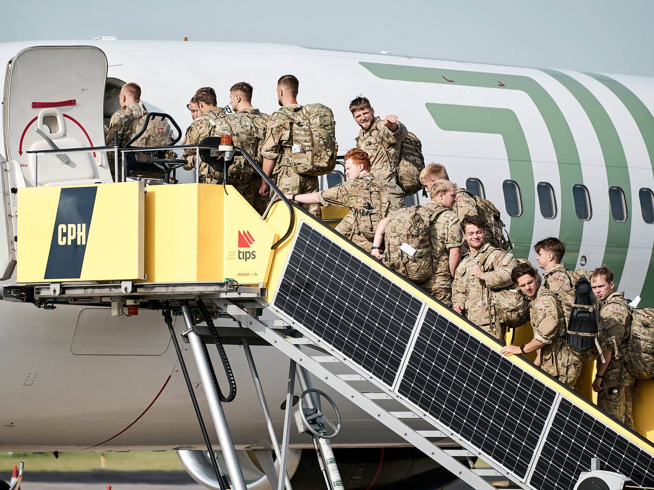 Неприемлемость размещения европейских войск на Украине объяснили0