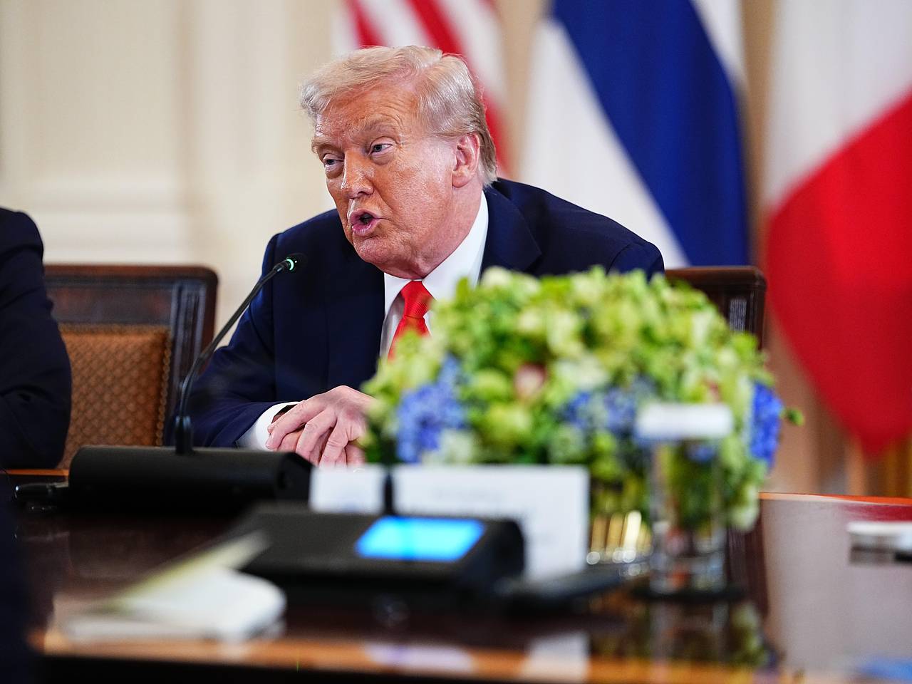 Трамп заявил о нежелании вмешиваться в дело своего экс-советника0