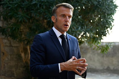 Во Франции осудили Макрона словами «получает пощечины»