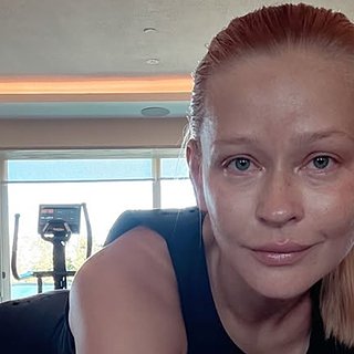 Толық жетілген әйелдер жас әтештерді сорады