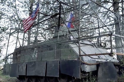 Экипаж замеченного в зоне СВО БТР с флагами России и США раскрыл подробности операции