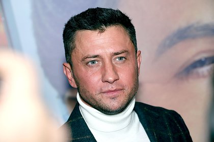 Прилучный поздравил Муцениеце со свадьбой