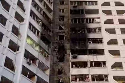 «От аэродромов до железных дорог». Россия запустила почти 600 дронов и десятки ракет по Украине. Зеленский выступил с обращением