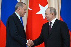 Владимир Путин и Реджеп Тайип Эрдоган (справа налево)