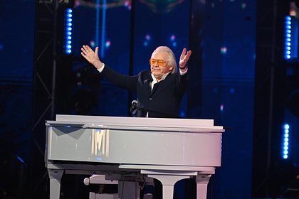 Антонов отказался петь «под фанеру» на фоне проблем со здоровьем