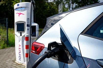 Некоторым автомобильным брендам предсказали исчезновение