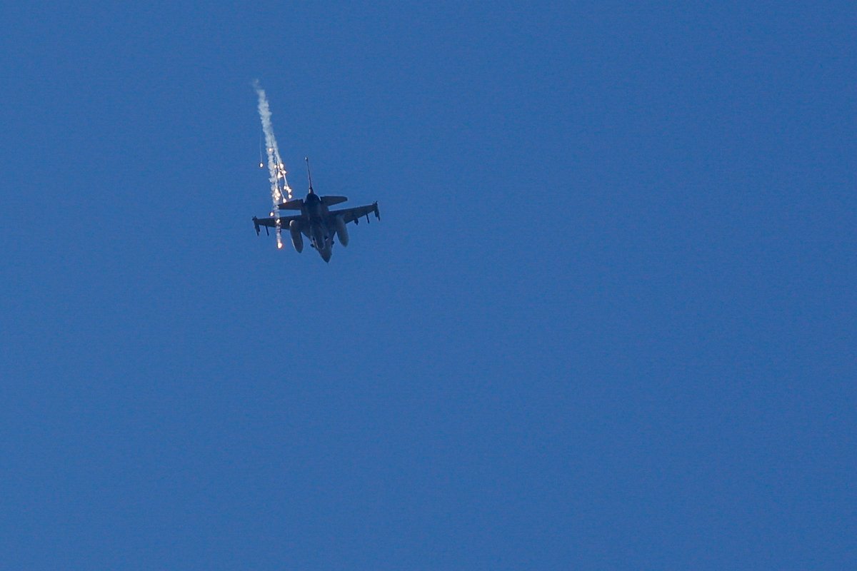 Истребитель F-16 Армии обороны Израиля (ЦАХАЛ) в небе над Израилем, 24 февраля 2024 года