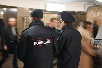 В Москве пассажирка метро отказалась снимать никаб и поплатилась