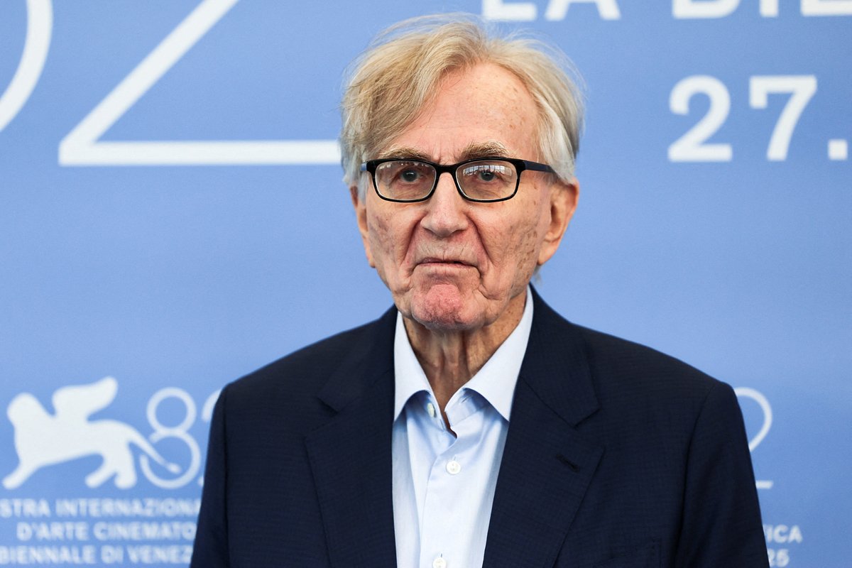 Journalist and political writer Seymour Hersh poses during a photocall for the movie