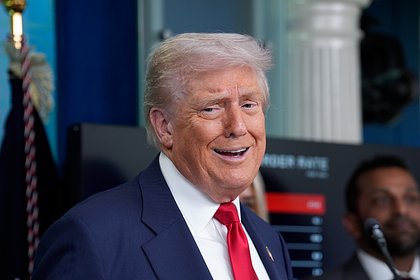 В России с фразой «следите за руками» указали на лицемерие Трампа