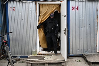 Десятки нелегалов нашли в одном из хостелов Москвы. Рейд провели после смерти члена «Русской общины» в драке с мигрантами