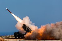 Украина предложила Польше сбивать российские ракеты и дроны на ее территории. Пойдет ли НАТО на создание бесполетной зоны? 