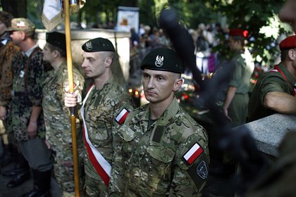 Польша направит 40 тысяч военных к границе из-за российско-белорусских учений