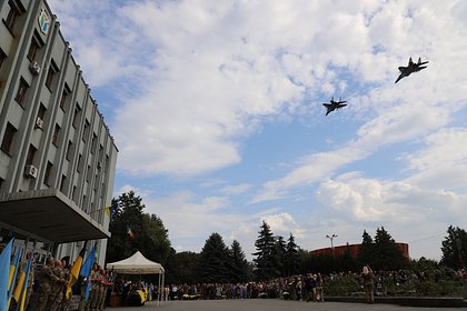 Истребитель ВСУ разбомбил дом командира спецназа украинской полиции