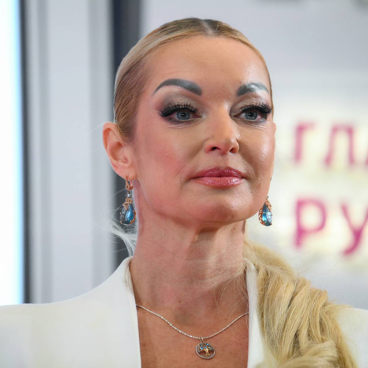 Волочкова отвергла совет Шаляпина встречаться с пожилым мужчиной