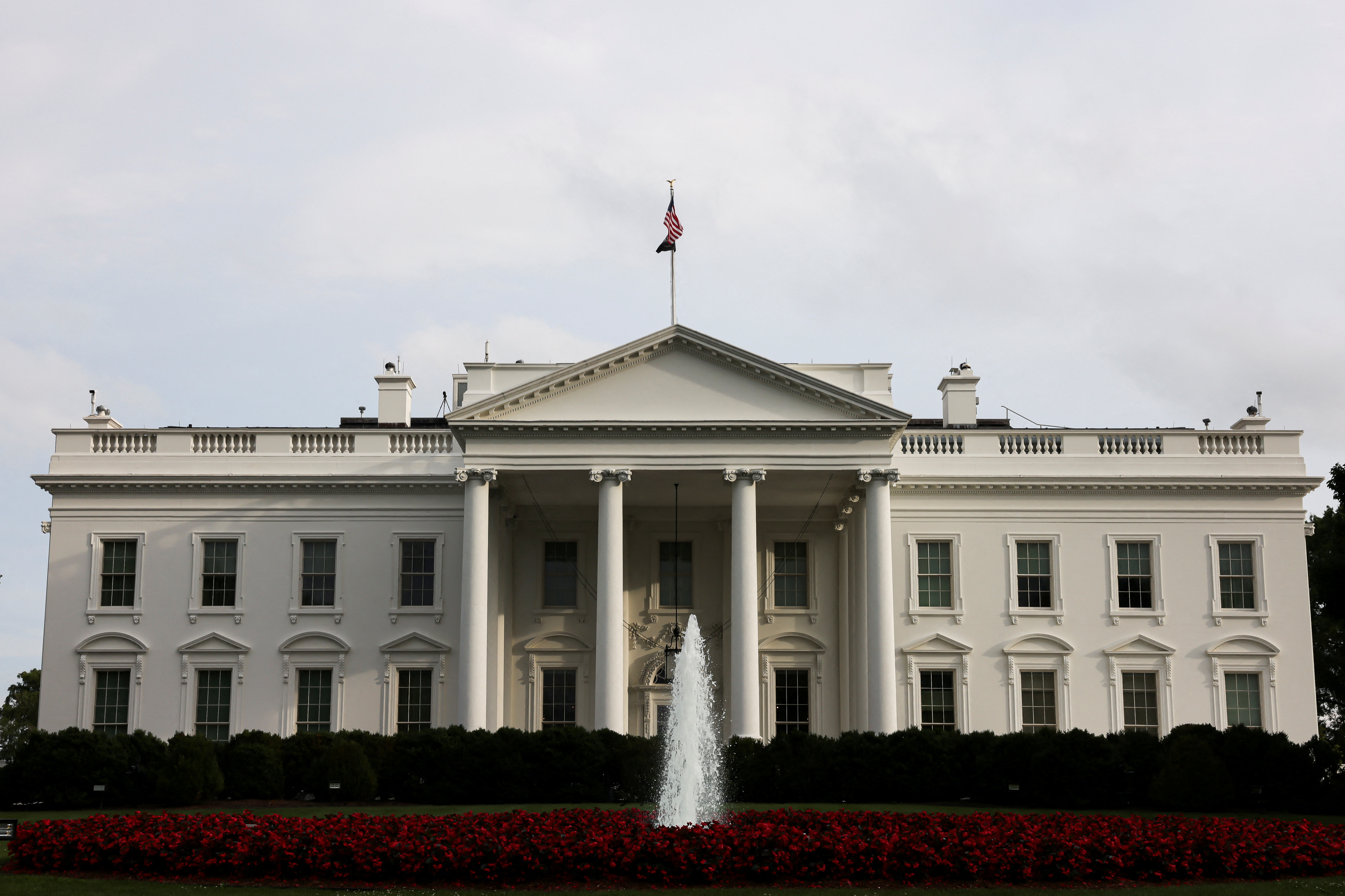   G7       