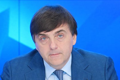 В Минпросвещения начали разработку единых критериев начисления зарплаты учителям