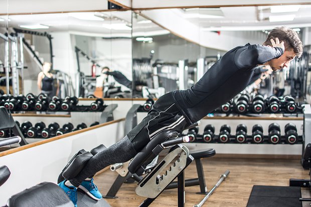 10 лучших упражнений для спины: как добиться идеальной осанки дома и в зале 10 лучших упражнений для спины: как добиться идеальной осанки дома и в зале