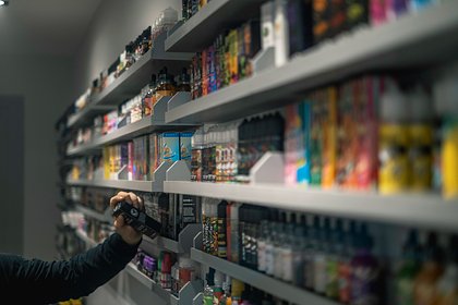 В России высказались о возможном наказании за использование вейпов