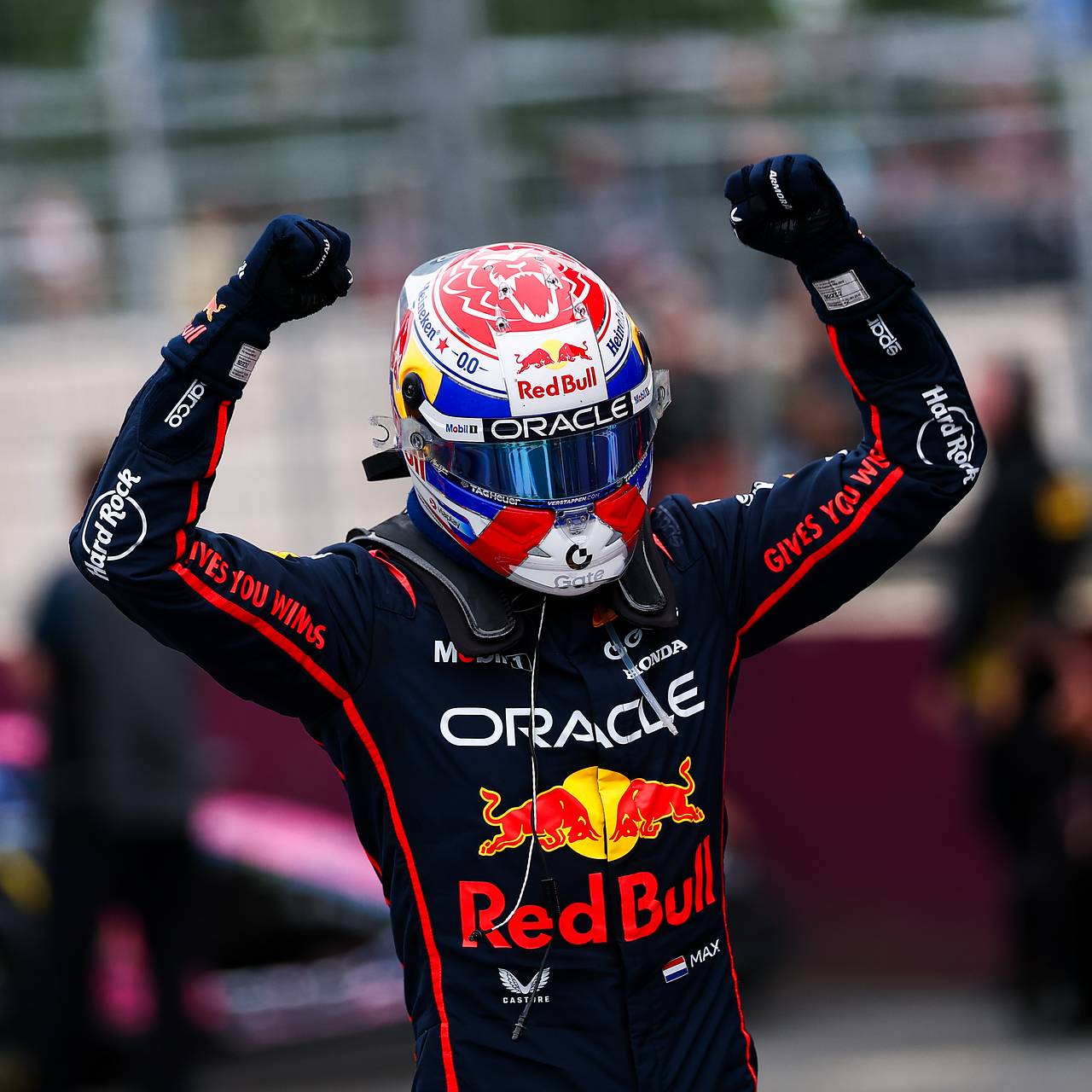 Ферстаппен выиграл Гран-при Азербайджана