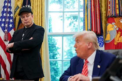 Трамп и Маск сели вместе на панихиде по Кирку после июльского конфликта