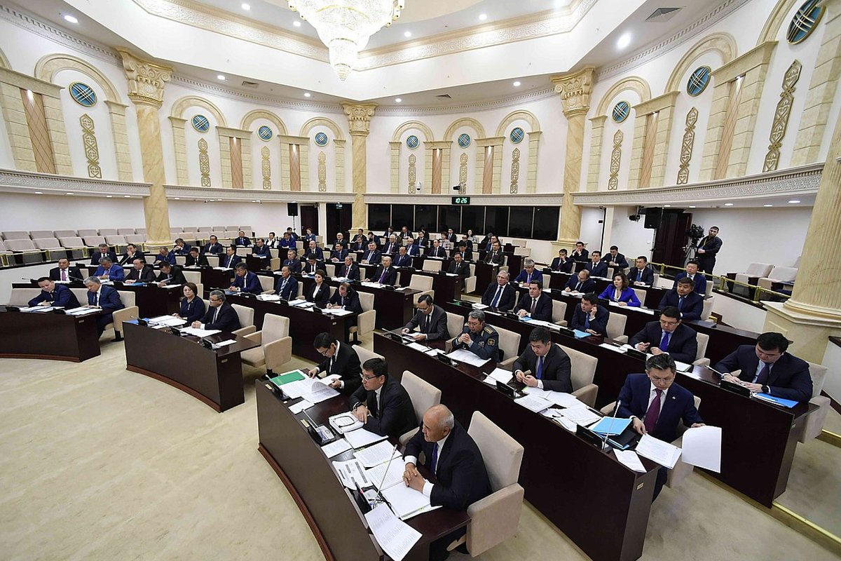 Заседание Сената парламента Казахстана VI созыва