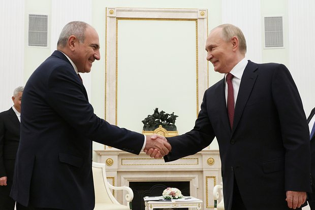 Никол Пашинян и Владимир Путин