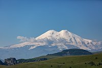 Эльбрус: как добраться и чем заняться на горе. Популярные маршруты, советы по подготовке к восхождению
