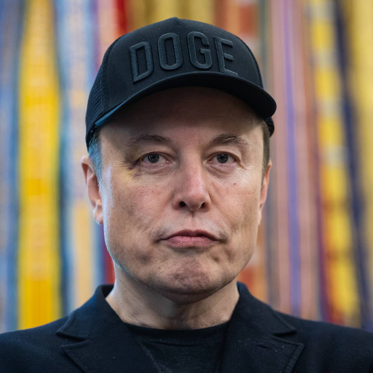 В материалах по делу Эпштейна обнаружили имя Маска и советника Трампа