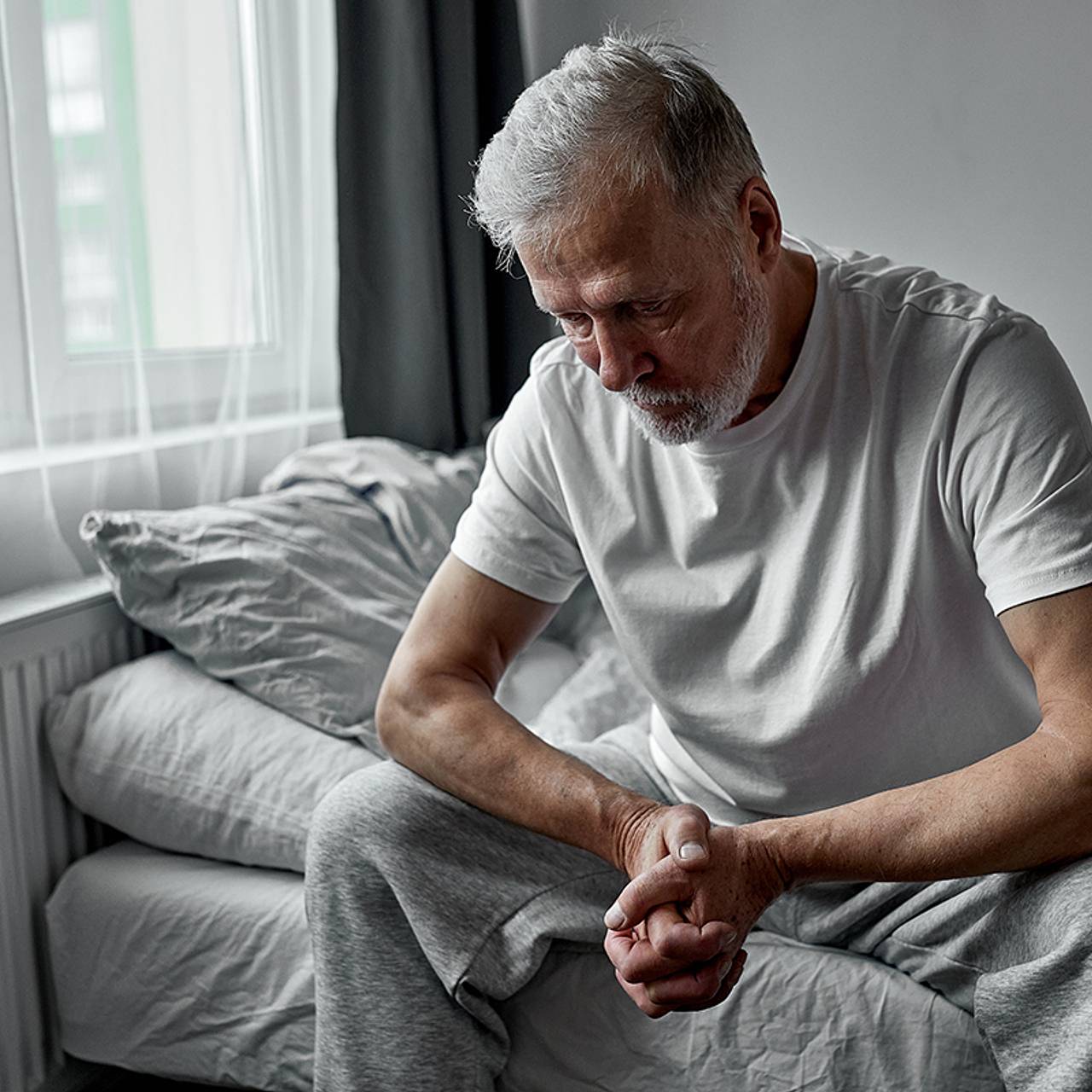 Врач перечислила несколько ранних симптомов деменции