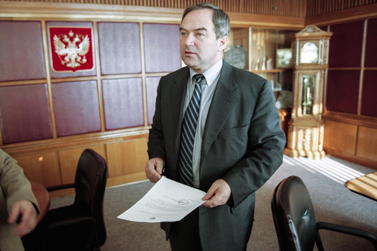 Губернатор Приморского края Евгений Наздратенко, 1998 год