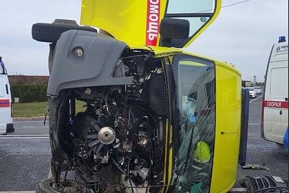 В российском регионе пять человек пострадали в аварии с автомобилем скорой помощи