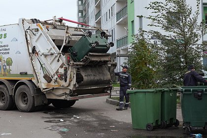 Мусоровоз насмерть сбил подростка-самокатчика в российском регионе