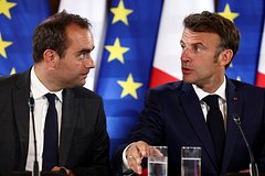 Себастьен Лекорню и Эмманюэль Макрон